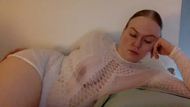 Snapshot of gracelovesxx chatting on November 21, 1:54 pm gracelovesxx online show from November 21, 1:54 pm