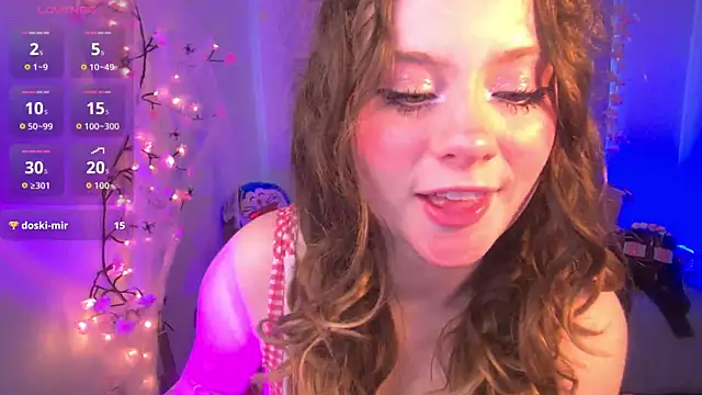 Snapshot of Lil_bela chatting on November 26, 11:33 am Lil bela online show from November 26, 11:33 am