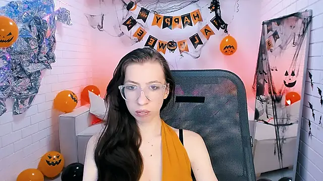 CareyJonas online show from October 31, 3:35 pm