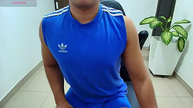 sebastian oconnor77 online show from October 23, 12:37 pm