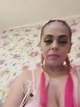 izauri2025 online show from June 11, 6:39 pm