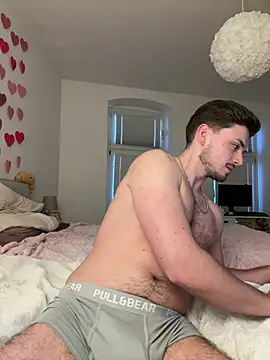 xlucax online show from March 4, 4:57 pm