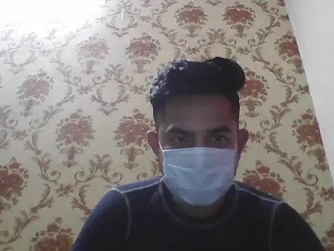 Snapshot of NIVAN_7251 chatting on December 16, 9:14 am NIVAN 7251 online show from December 16, 9:14 am