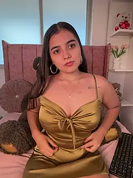 salomecute21 online show from July 30, 11:31 am