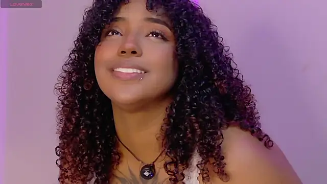 Snapshot of Cristal-Jonnes chatting on May 21, 3:46 am Cristal-Jonnes online show from May 21, 3:46 am