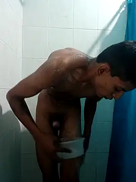 Snapshot of saik_03 chatting on November 19, 12:43 am saik 03 online show from November 19, 12:43 am