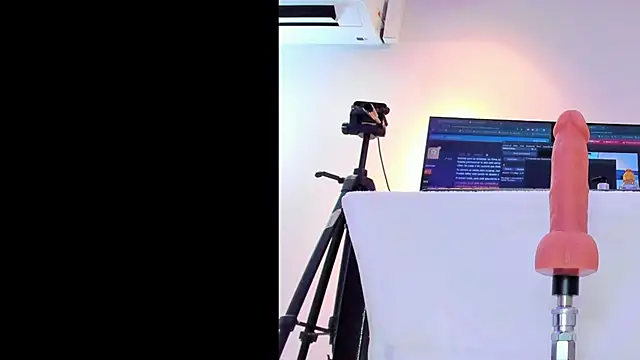 maily zanss online show from October 15, 7:36 pm