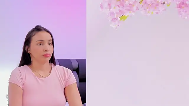 Snapshot of maily_zanss chatting on May 24, 7:30 pm maily zanss online show from May 24, 7:30 pm