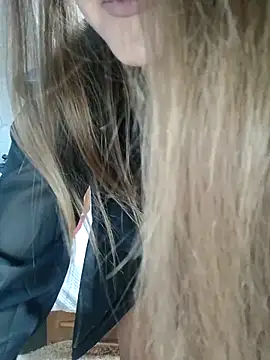 Snapshot of Viola3102 chatting on September 29, 4:12 pm Viola3102 online show from September 29, 4:12 pm