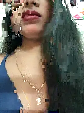 Snapshot of Maahhii_2 chatting on September 16, 5:14 pm Maahhii 2 online show from September 16, 5:14 pm