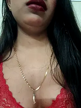 Snapshot of Maahhii_2 chatting on September 17, 5:03 pm Maahhii 2 online show from September 17, 5:03 pm