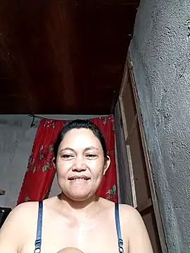 Everleigh mom online show from November 30, 7:56 am