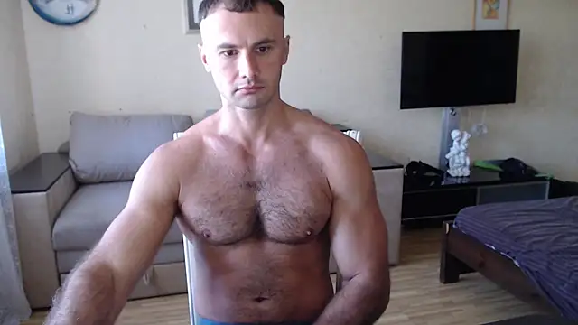 muscle uncut online show from September 19, 7:10 am