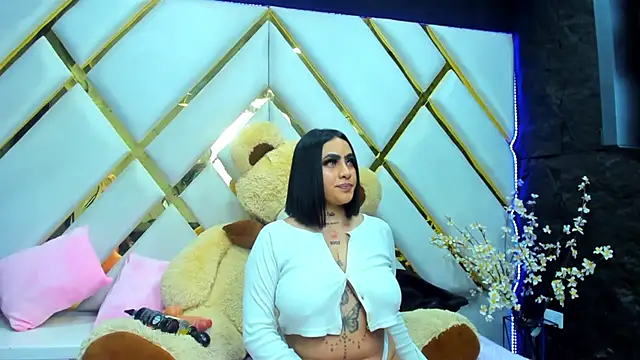 Snapshot of nikky_latin chatting on September 30, 3:55 am nikky latin online show from September 30, 3:55 am