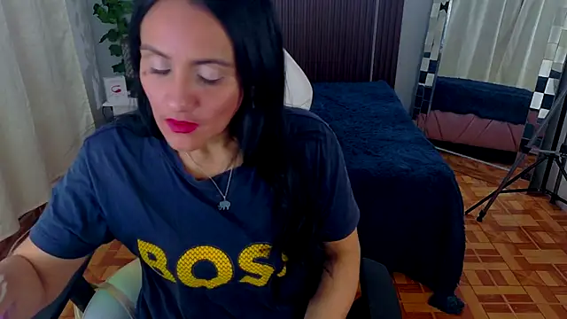 kataleya 29 online show from November 5, 8:42 pm