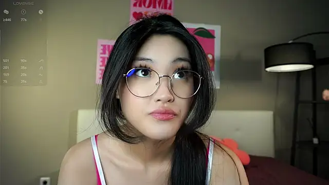 FancyEsten online show from October 3, 8:44 am