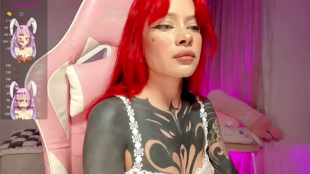 Snapshot of AlinaLukyanova chatting on October 10, 3:49 am AlinaLukyanova online show from October 10, 3:49 am