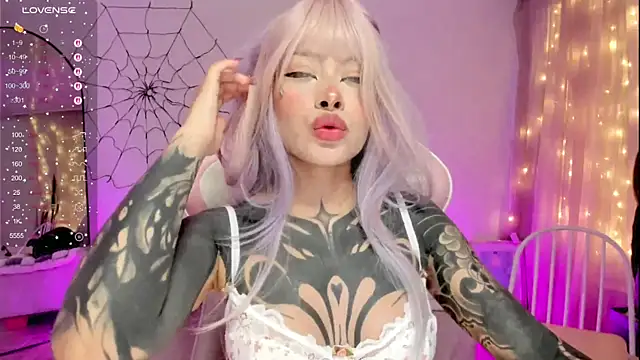 Snapshot of AlinaLukyanova chatting on November 27, 4:36 am AlinaLukyanova online show from November 27, 4:36 am