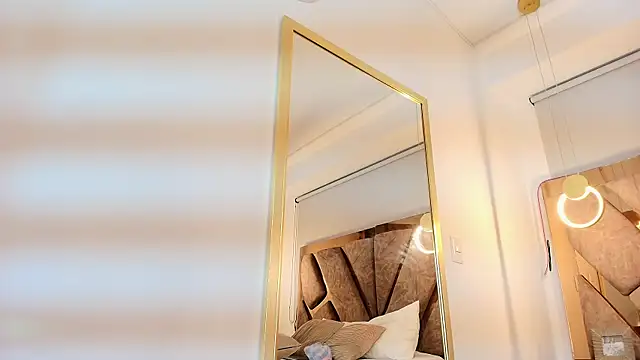 zarah andrew   online show from September 28, 1:16 pm