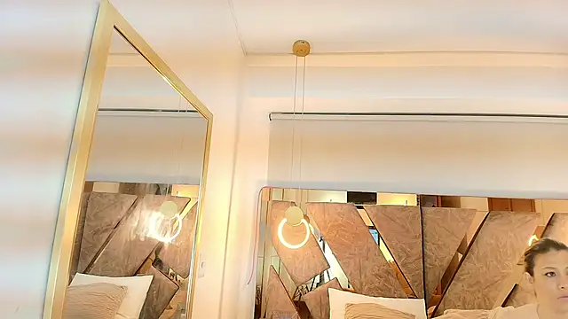 zarah andrew   online show from December 18, 12:11 pm