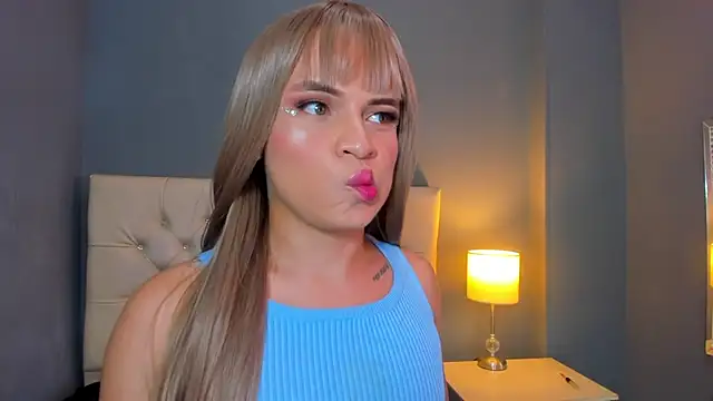 OrianaSaenz  online show from February 5, 8:35 pm