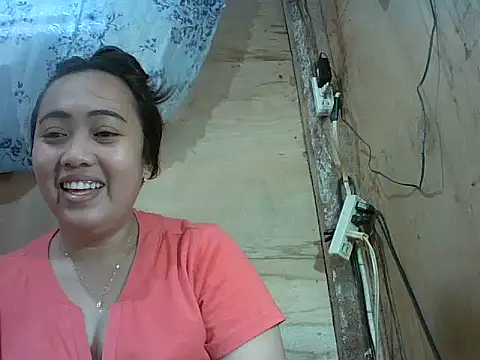 Snapshot of Pinay_Chubby20 chatting on February 21, 12:11 am Pinay Chubby20 online show from February 21, 12:11 am