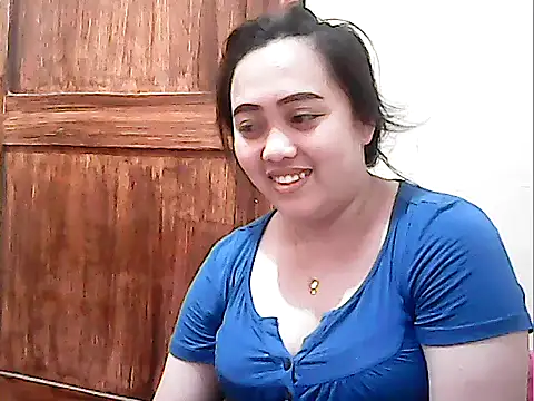 Snapshot of Pinay_Chubby20 chatting on March 6, 1:18 pm Pinay Chubby20 online show from March 6, 1:18 pm