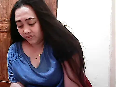 Snapshot of Pinay_Chubby20 chatting on March 9, 12:03 am Pinay Chubby20 online show from March 9, 12:03 am