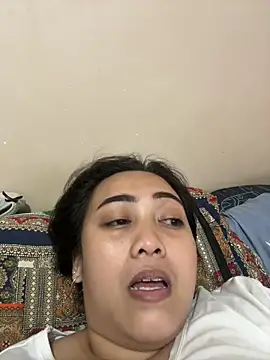 Snapshot of Pinay_Chubby20 chatting on March 20, 2:05 am Pinay Chubby20 online show from March 20, 2:05 am