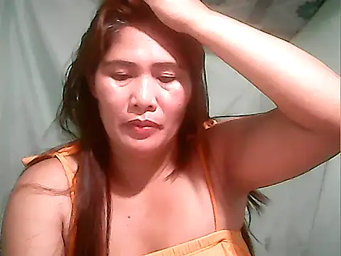 Snapshot of Juicy_69xx chatting on October 3, 12:46 pm Juicy 69xx online show from October 3, 12:46 pm