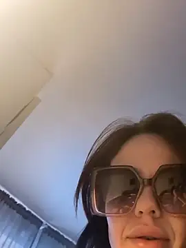 SwedishBaabe online show from April 19, 5:34 pm