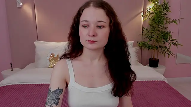 Snapshot of NancyJonson chatting on October 14, 3:29 am NancyJonson online show from October 14, 3:29 am