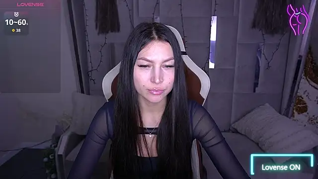 EliseVelour online show from February 10, 1:59 pm