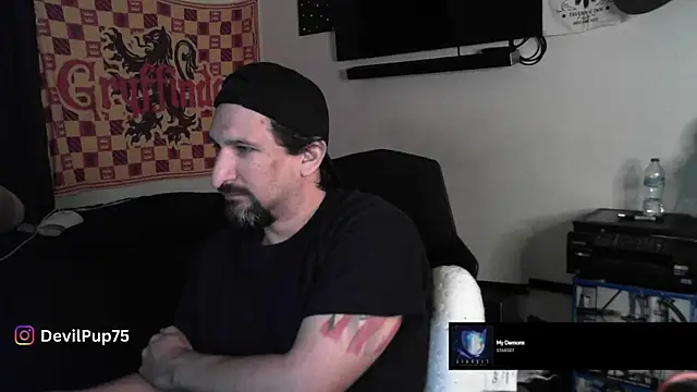 DevilPup75  online show from November 28, 11:24 am