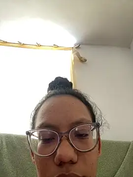 Valen1800 online show from February 11, 3:39 pm