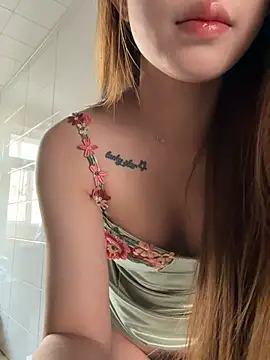 tuanzi125216 online show from March 8, 12:52 am