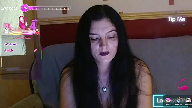 Snapshot of Goldgirl89 chatting on September 8, 11:48 pm Goldgirl89 online show from September 8, 11:48 pm