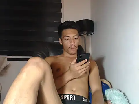 Asian gregor online show from December 18, 3:18 pm