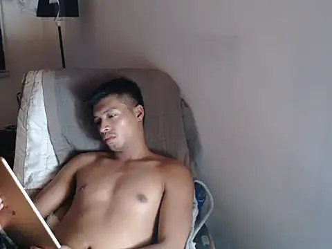 Asian gregor online show from June 10, 1:50 am