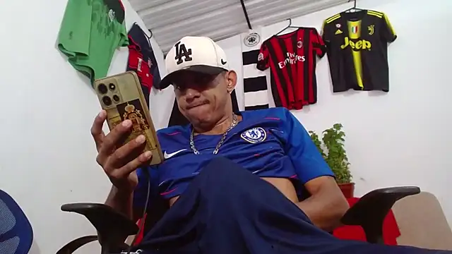 skinny23cm online show from March 1, 2:19 pm