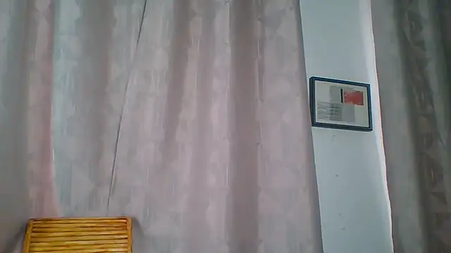 Snapshot of Curvy_Scarlet chatting on October 26, 1:06 pm Curvy Scarlet online show from October 26, 1:06 pm