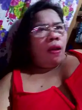 Snapshot of Huge_mama69 chatting on December 14, 10:09 am Huge mama69 online show from December 14, 10:09 am