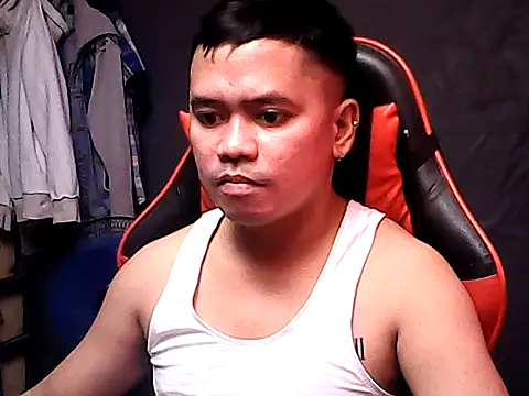 sweet sexyasian69 online show from March 18, 1:31 am