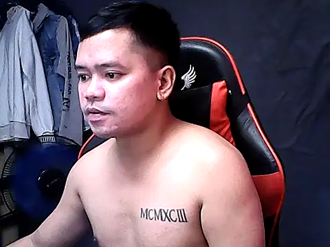 sweet sexyasian69 online show from March 25, 1:22 am