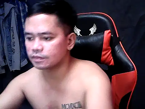 Snapshot of sweet_sexyasian69 chatting on March 29, 2:44 am sweet sexyasian69 online show from March 29, 2:44 am