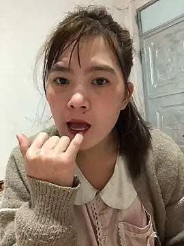 Maymay97 online show from December 17, 12:00 pm