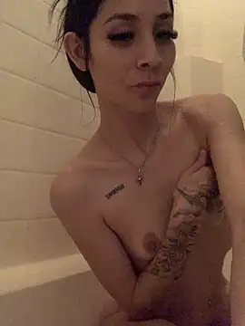 lovinlush online show from February 21, 10:11 pm