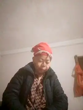 VangLe73 online show from March 14, 2:44 pm