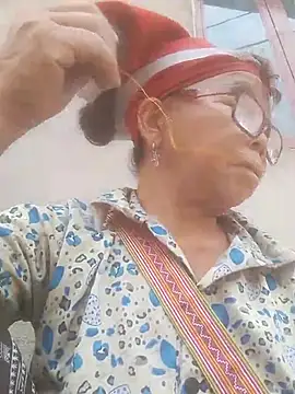 VangLe73 online show from April 4, 3:27 am