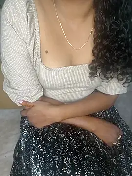 Snapshot of Tamilpallavi chatting on November 20, 2:28 pm Tamilpallavi online show from November 20, 2:28 pm